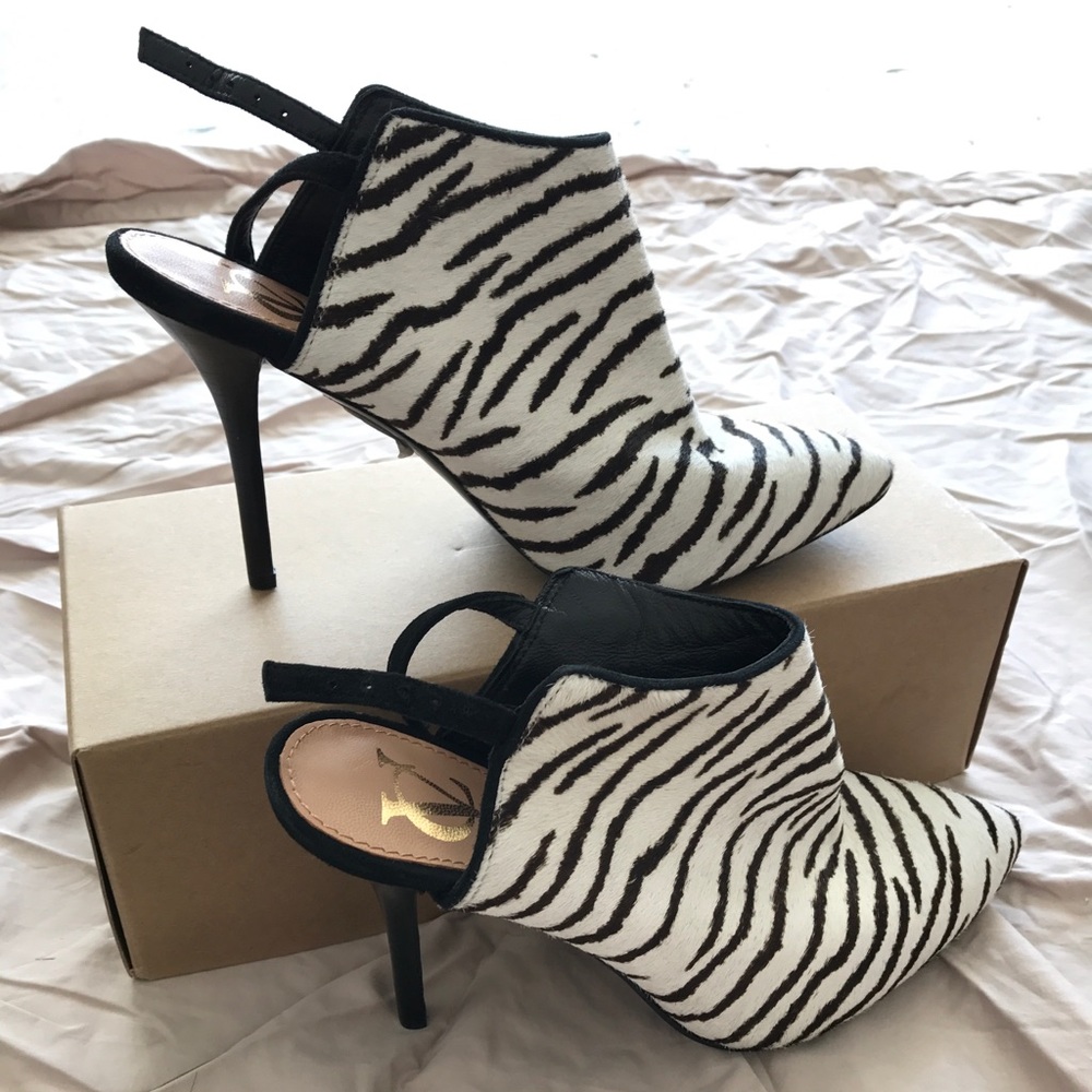 Vince Camuto cowhide heels
